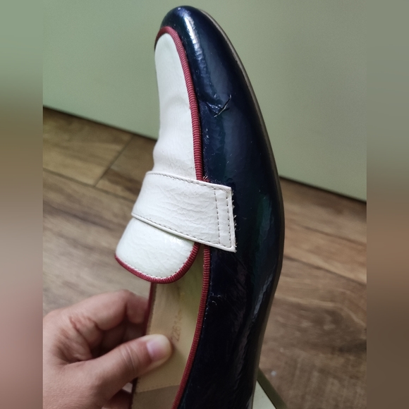 Metaphor shoes - Picture 8 of 12